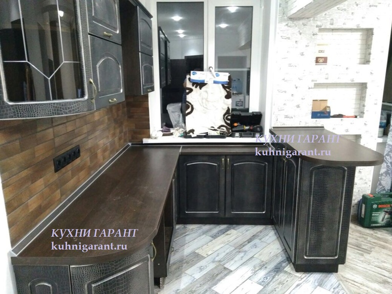 кухня Кожа крокодила