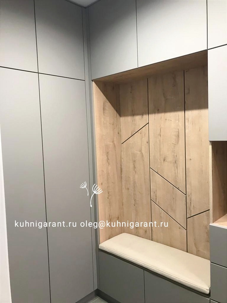 кухня Угловая прихожая пластик