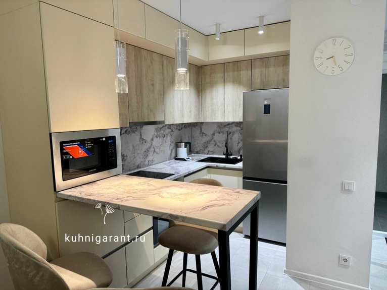 кухня Кухня Адрия 30 дв. пластик