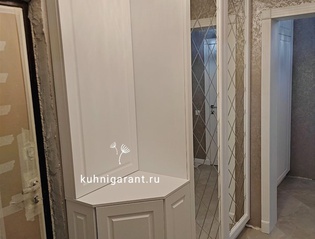 кухня Шкаф зеркало-эмаль в прихожую