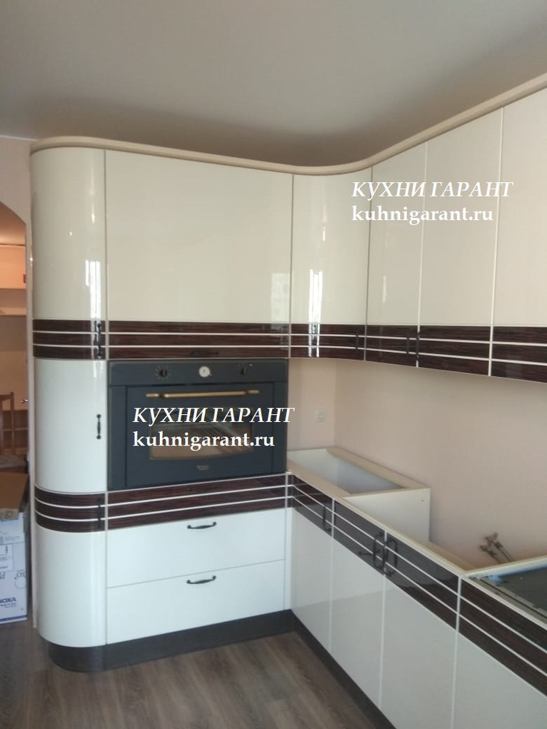кухня Бостон Волна с духовкой 900мм