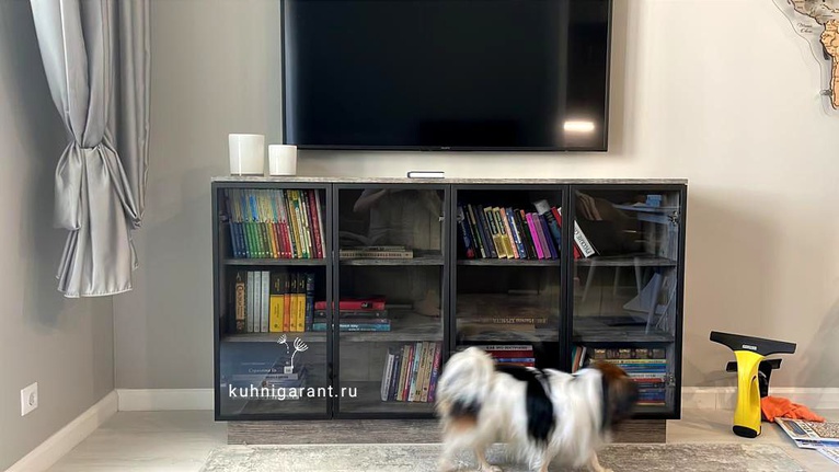 кухня Комод под TV со стеклами